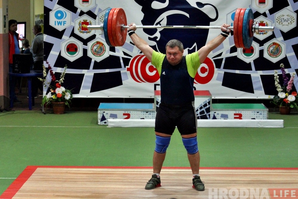 «Я нанава пачынаю кар'еру». Цяжкаатлет Арамнаў стаў лепшым у Гродне і марыць зноў адправіцца на Алімпіяду