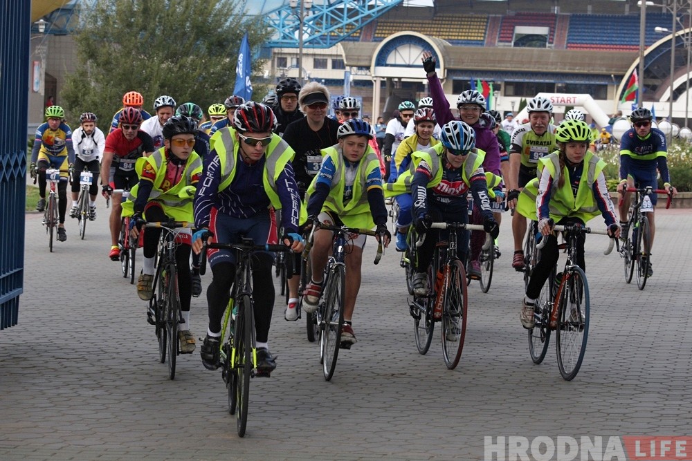 Фотафакт: у Гродне стартаваў міжнародны прафсаюзны велапрабег Фотафакт: у Гродне стартаваў міжнародны прафсаюзны велапрабег