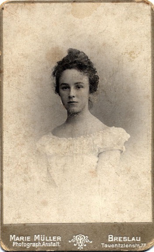 Камуністы, партызаны, заслужаныя лекары: гісторыя гродзенскай сям'і лекараў Саетаў