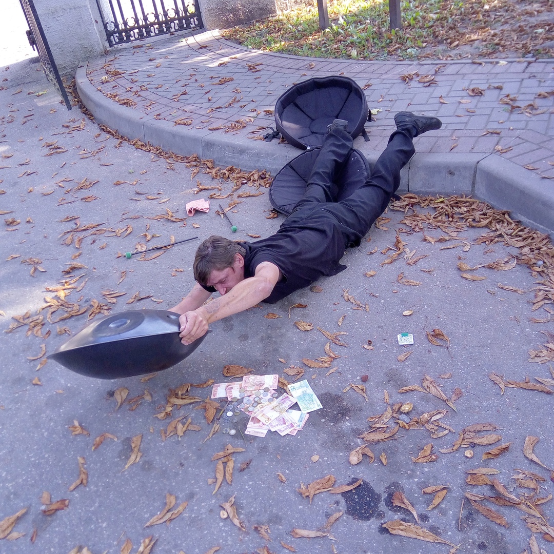 "При съемках никто не пострадал". Как в Гродно поддержали челлендж #fallingstars