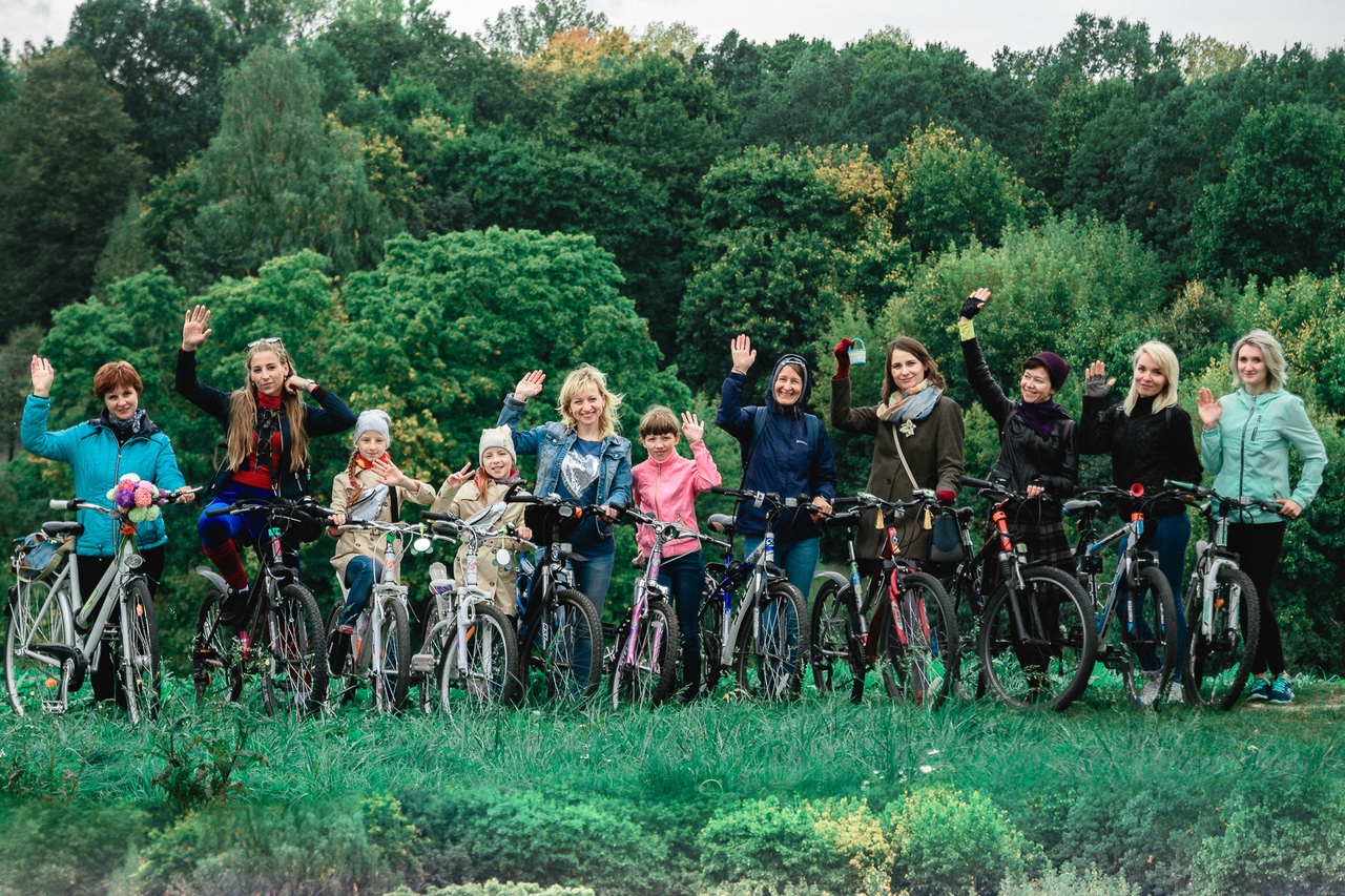 "Ледзі на веласіпедзе" праехаліся па Гродна "Ледзі на веласіпедзе" праехаліся па Гродна
