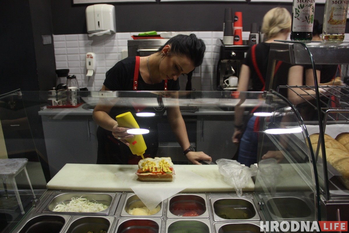 Пустая Савецкая, тусовачная Замкавая і аншлаг на Леніна: чым жыве начны Гродна