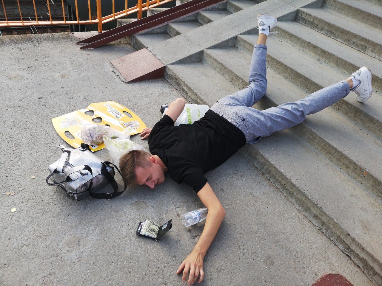 "При съемках никто не пострадал". Как в Гродно поддержали челлендж #fallingstars