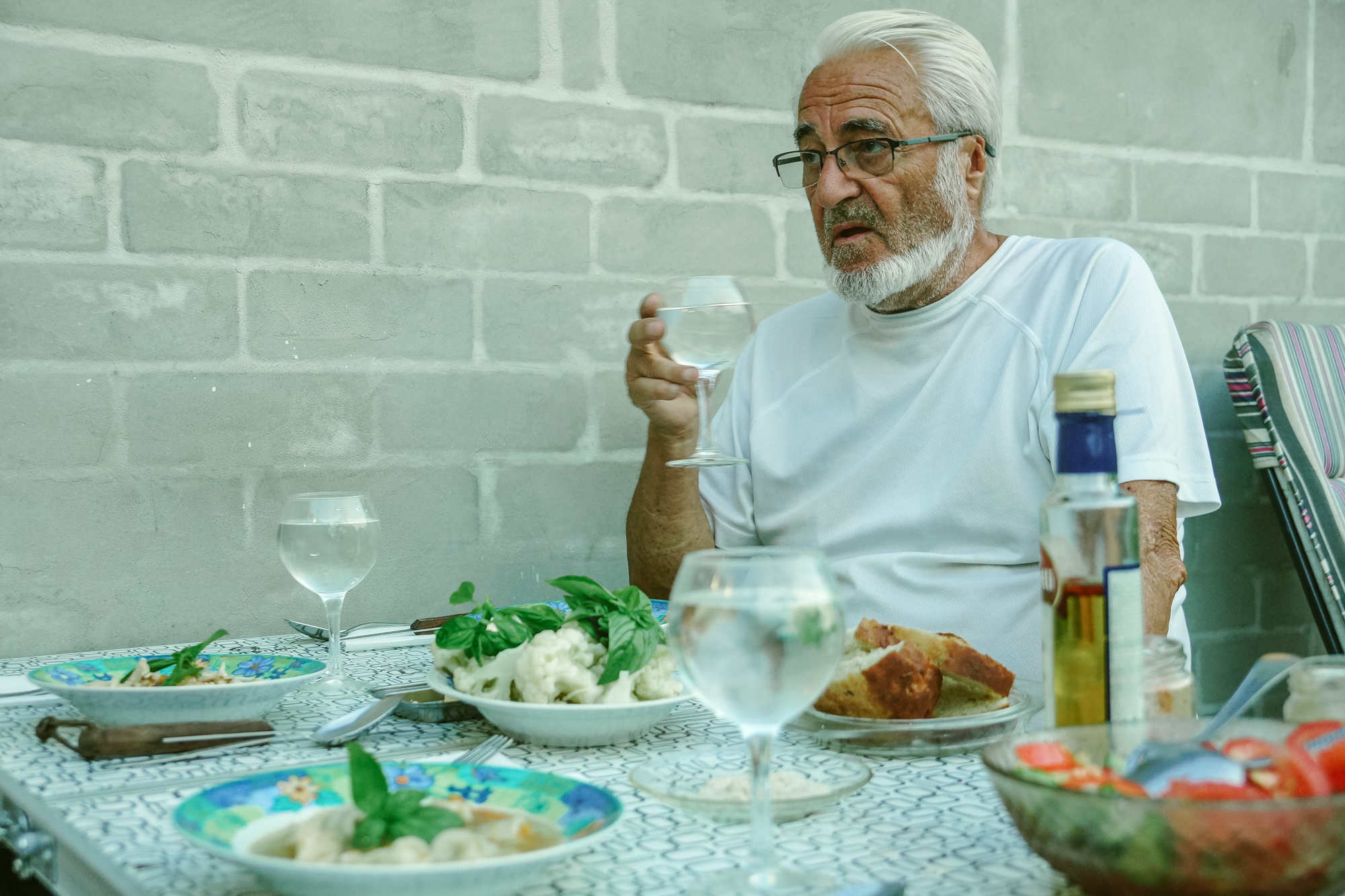 Любовь с акцентом. Лара нашла любовь по скайпу и с французским мужем строит Версаль на даче