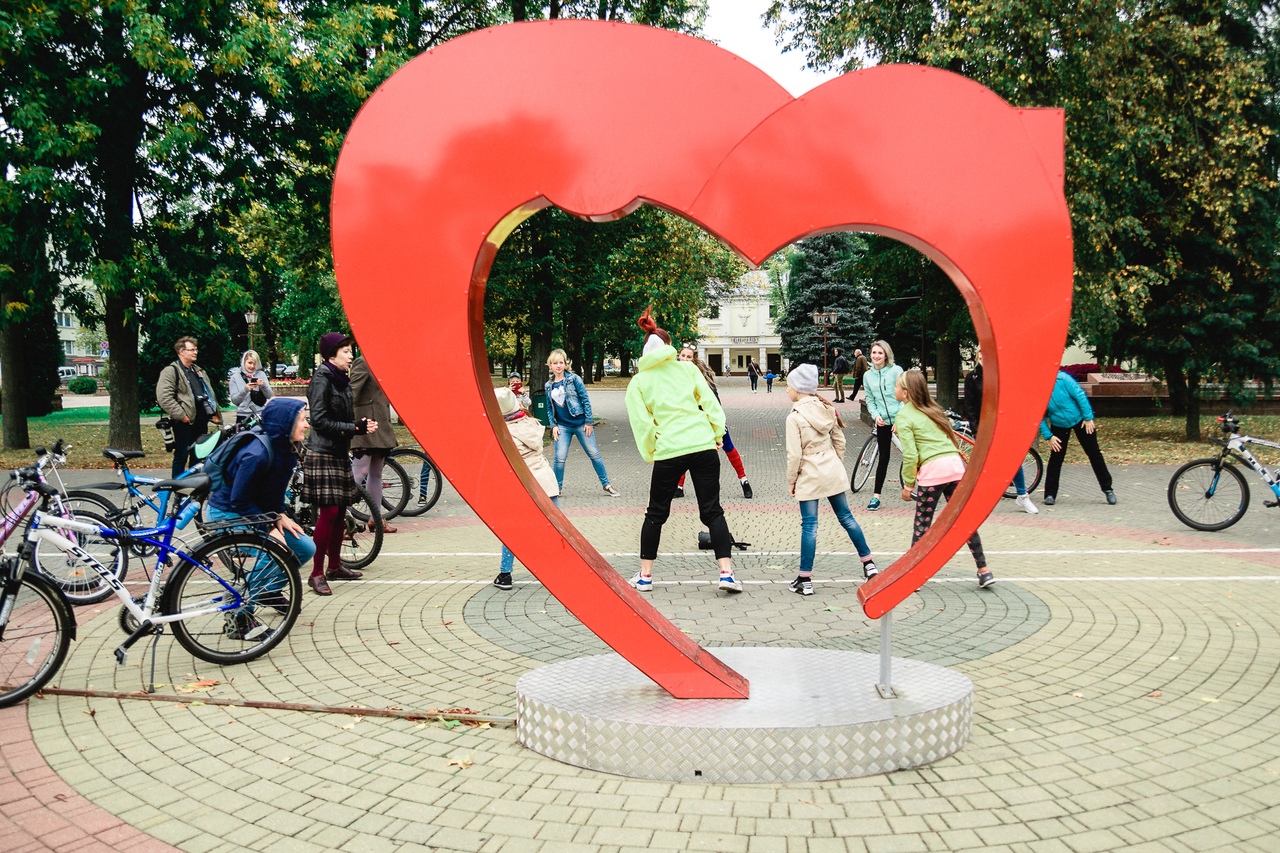 "Ледзі на веласіпедзе" праехаліся па Гродна "Ледзі на веласіпедзе" праехаліся па Гродна