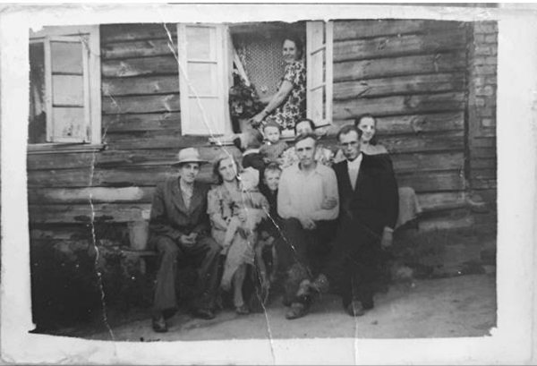 "Як быў палякам, так і застаўся". Пажылы гродзенец пра даваеннае жыццё ў горадзе