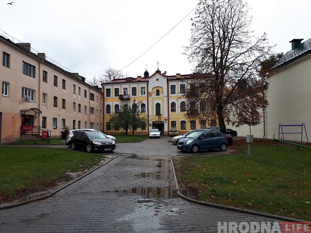 «Для города новый музей, а для горожан память». Гродненец предлагает поставить на Замковой макеты утраченных памятников истории