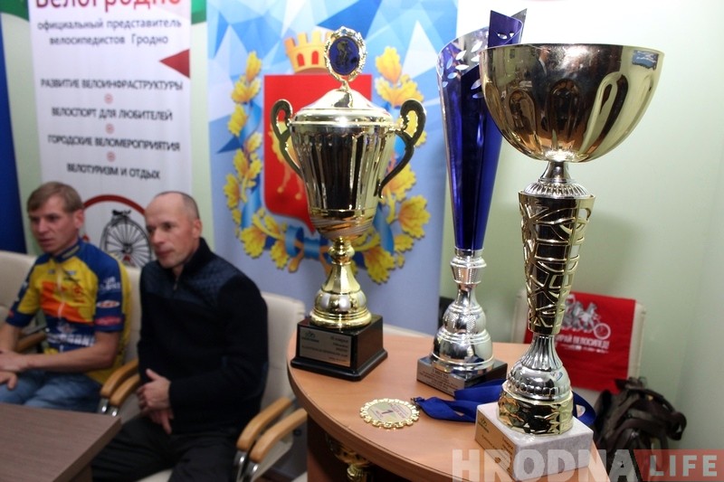 Вынік ёсць, а спонсараў яшчэ няма: каманда «ВелаГродна» падвяла вынікі гоначнага сезону