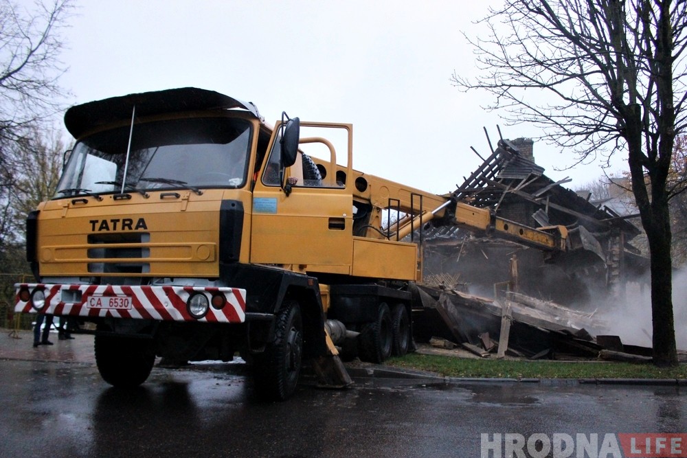 Фотафакт: Новы свет пазбавіўся чарговага старога дома