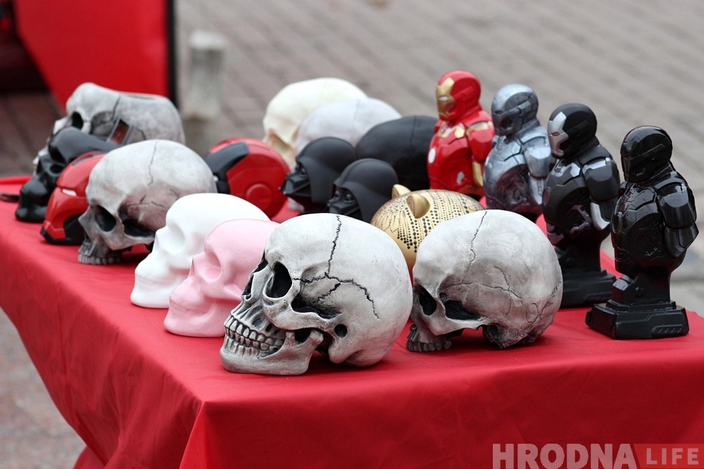 «Мама спачатку шарахалася». Гродзенец робіць чэрапы на продаж