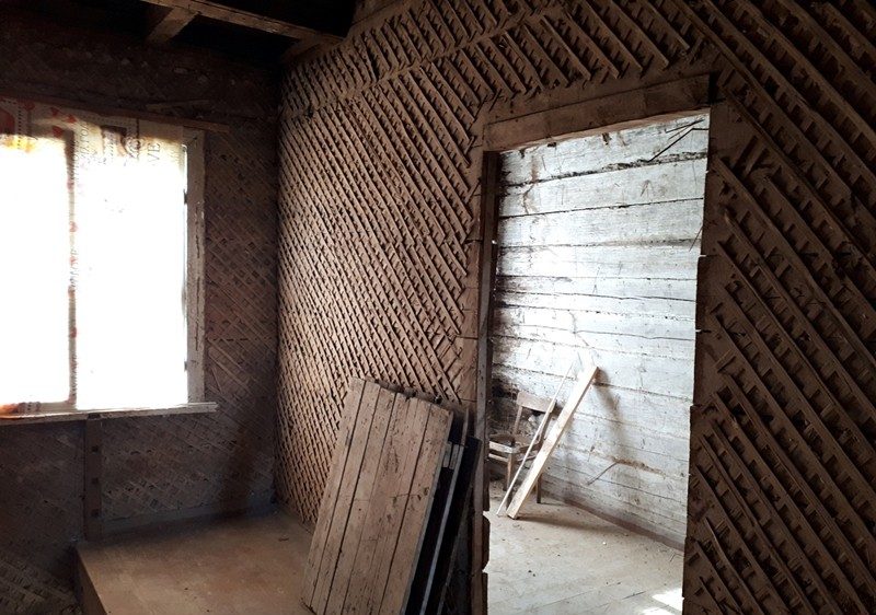 В Гродно могут снести конструктивистский дом 1930-х. Его начали восстанавливать, а сейчас продают