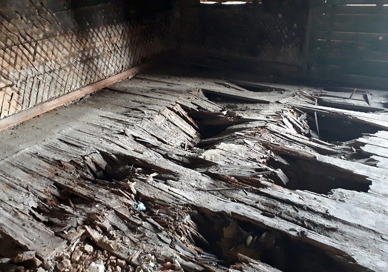 В Гродно могут снести конструктивистский дом 1930-х. Его начали восстанавливать, а сейчас продают