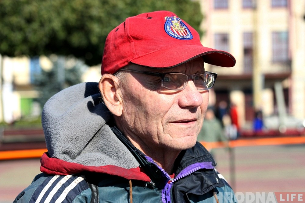 Гродзенец зварыў у гаражы ровар-гібрыд і 9 гадоў катаецца на ім