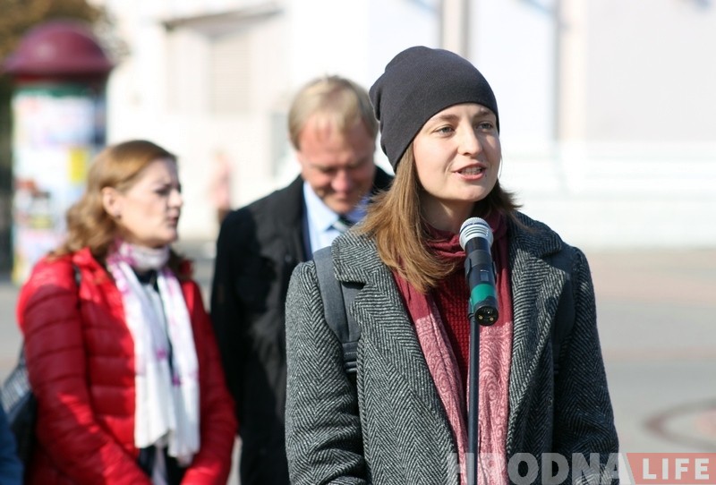 "Праекты ў асобах": перасоўная выстава ў цэнтры Гродна расказвае пра людзей, якія стаяць за еўрапейскімі праектамі