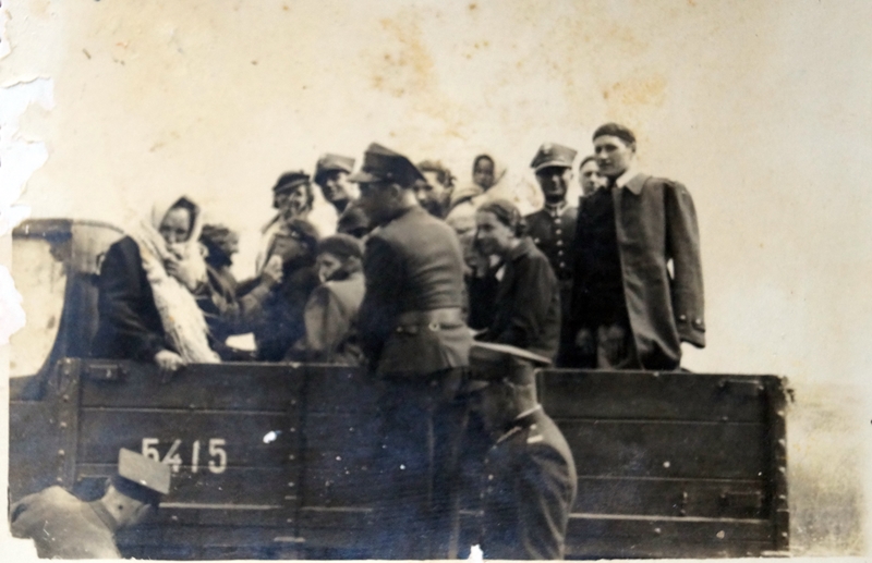 Глядзіце, які надпіс на гарышчы дома ў Гродне пакінулі салдаты ў 1930-х. Мы паспрабавалі расшыфраваць