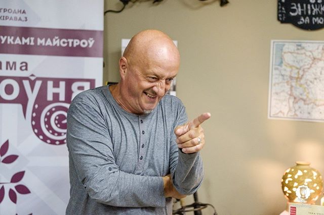 Десять эмоций Виктора Шалкевича. Как прошло выступление в этнокраме "Цудоўня"