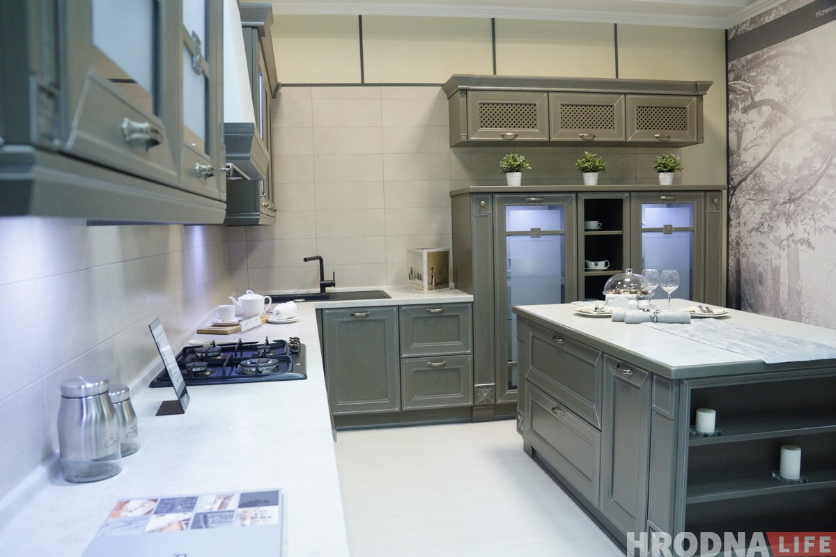 «Мэбля, у якую можна закахацца». Ці настолькі мы багатыя, каб купляць танныя рэчы