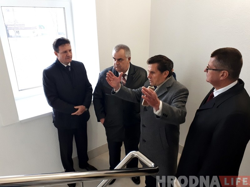 "Объект будет очень весёленьким". Семашко открыл в центре Гродно свой дворец