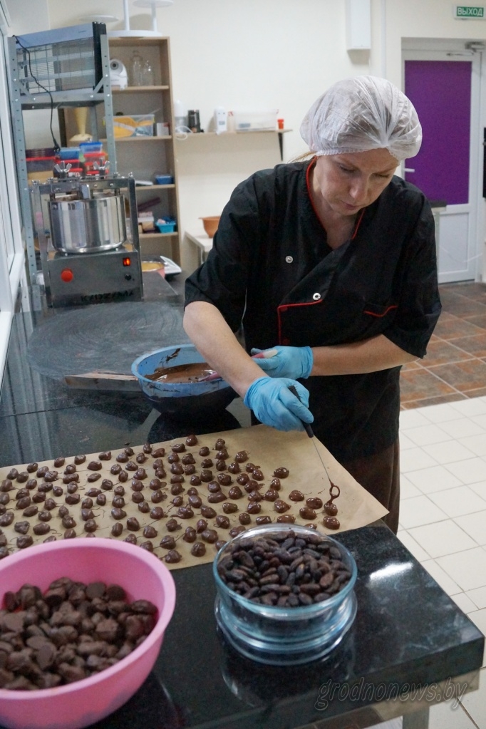 Як лідчане адкрылі сваю майстэрню і гатуюць шакалад са смакам сыру і драўніны Як лідчане адкрылі сваю майстэрню і гатуюць шакалад са смакам сыру і драўніны