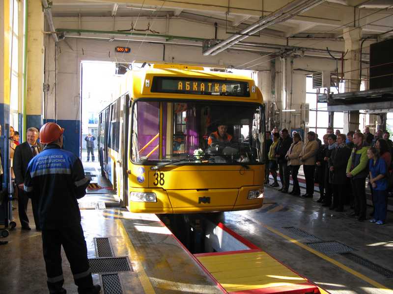 Калбасіно звяжуць з «Хімвалакно», а «Трыніці» з Альшанкай? Дырэктар «Гродзенскага тралейбуснага ўпраўлення» пра новыя маршруты, рэкламу і кантралёраў