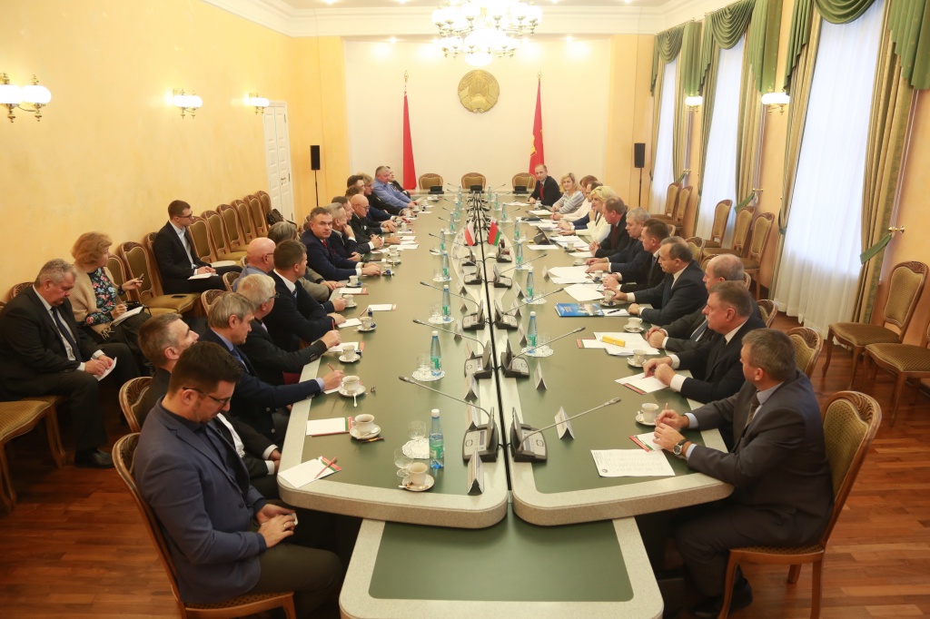 Транспортное сообщение и гастросеть. Как польские бизнесмены будут инвестировать в гродненские проекты