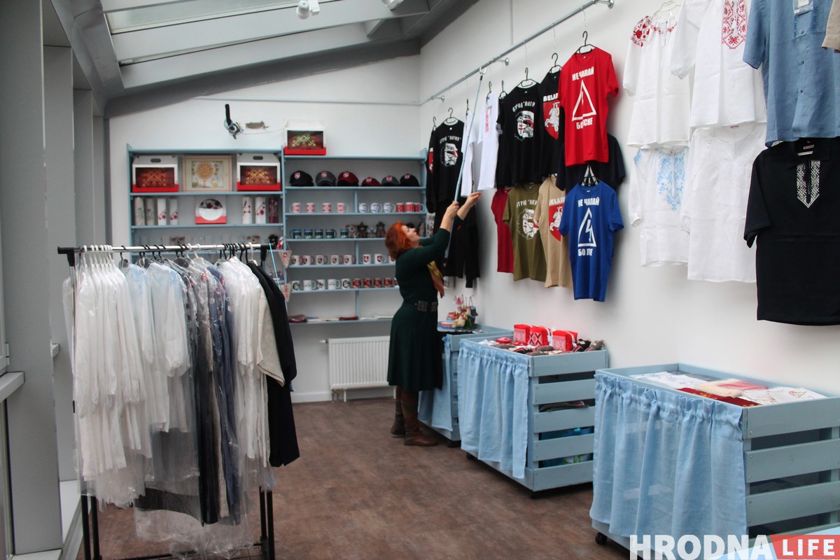 У Гродне адкрылася “Адметнасць” – крама з нацыянальнай сімволікай У Гродне адкрылася “Адметнасць” – крама з нацыянальнай сімволікай