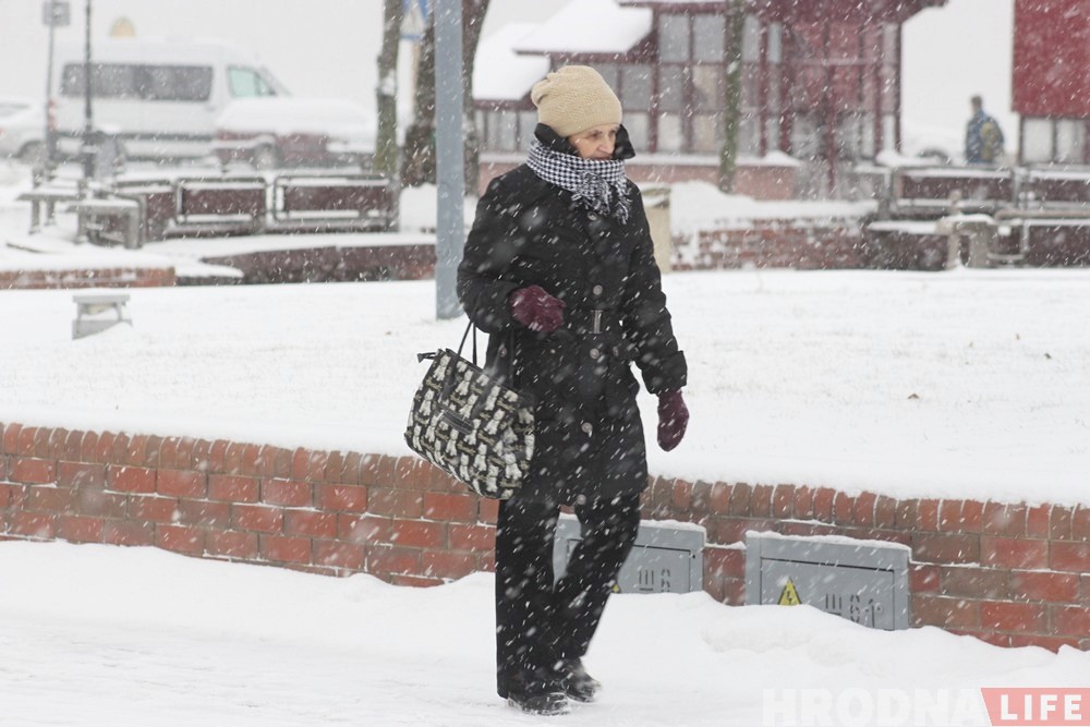 Фотарэпартаж: Гродна засыпае снегам Фотарэпартаж: Гродна засыпае снегам