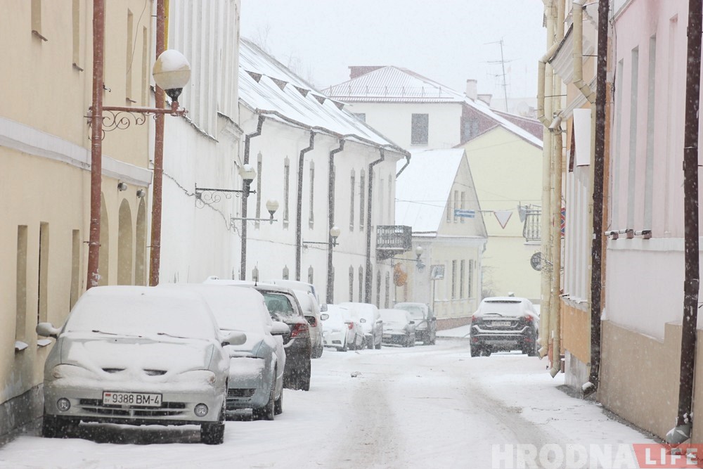 Фотарэпартаж: Гродна засыпае снегам Фотарэпартаж: Гродна засыпае снегам