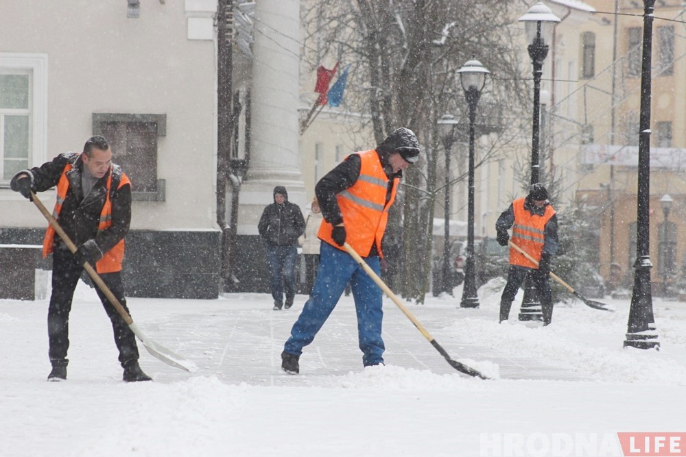 Фотарэпартаж: Гродна засыпае снегам Фотарэпартаж: Гродна засыпае снегам