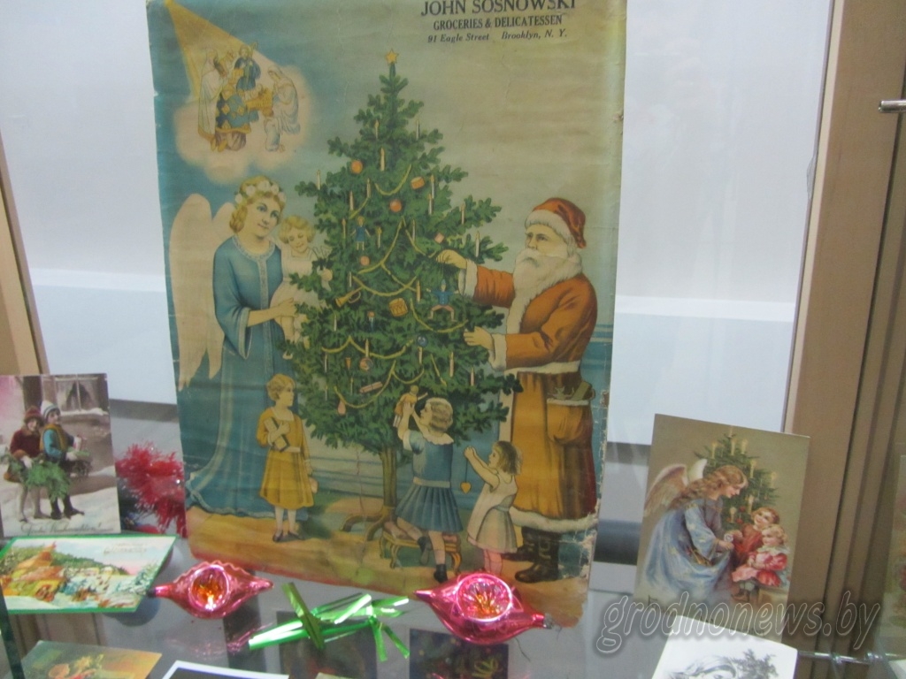 Навагодняя рэтра-выстава на 700 экспанатаў адкрылася ў Гродне Навагодняя рэтра-выстава на 700 экспанатаў адкрылася ў Гродне