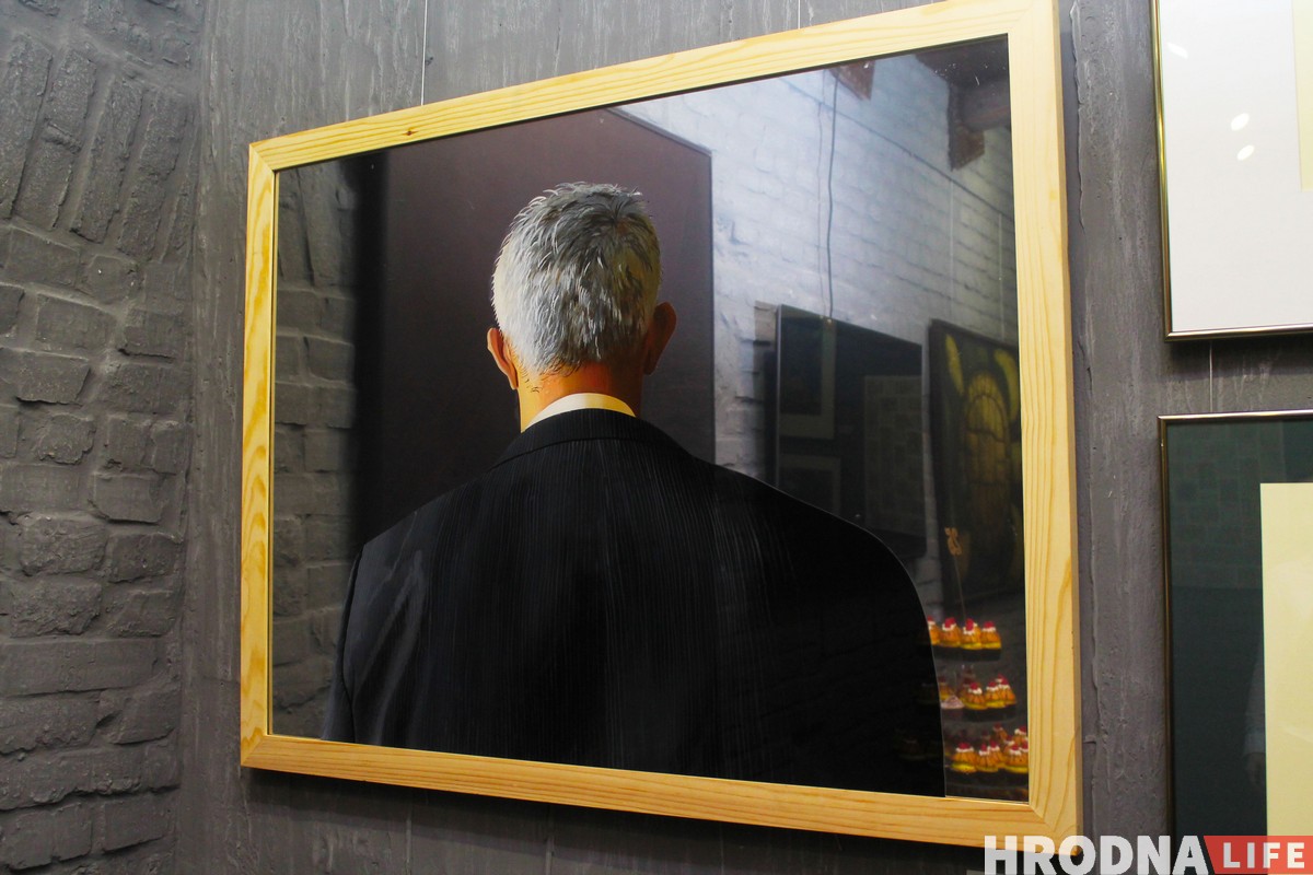 9 мастакоў, 18 карцін і 25 гадоў працы. Галерэя “У Майстра” адзначыла юбілей
