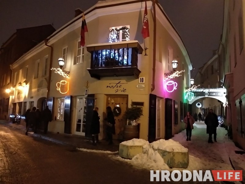 Як адзначыць Каляды сям'я літоўскага консула ў Гродне, ці навошта на стале пакідаюць шклянку малака