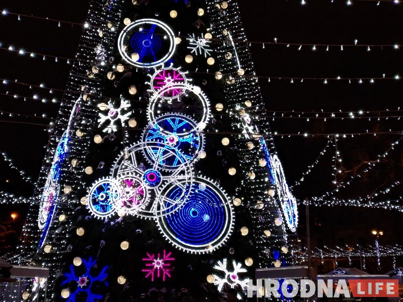 Як адзначыць Каляды сям'я літоўскага консула ў Гродне, ці навошта на стале пакідаюць шклянку малака