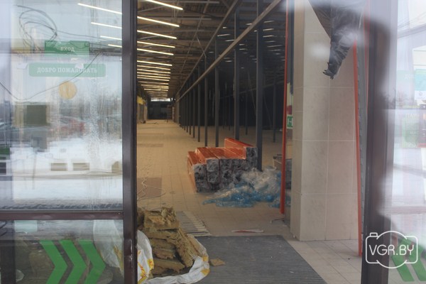 «Карона», якая заменіць АЛМІ на праспекце Касманаўтаў, набірае персанал - якія заробкі прапануюць і калі адкрыццё?