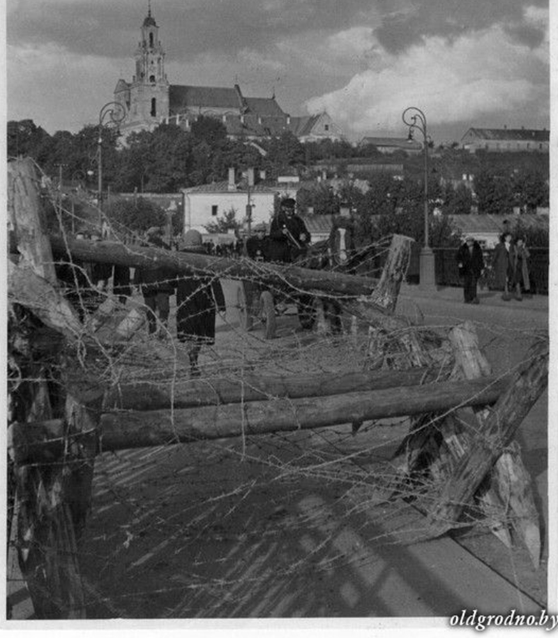 Апельсіны, вада для палонных і размова з вязнямі гета. 88-гадовая гродзенка ўспамінае жыццё ў старым Гродне