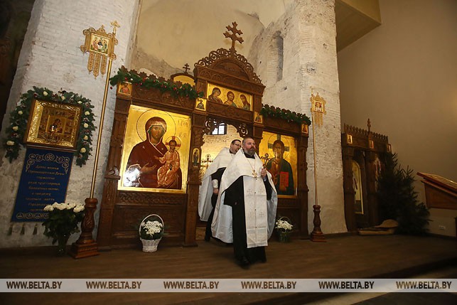 В Коложской церкви завершили ремонт и отслужили благодаственный молебен