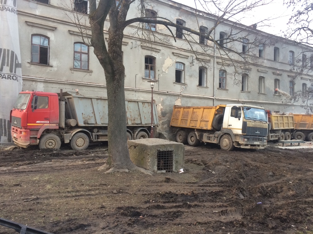 Прызнаў віну і кампенсаваў шкоду: прадстаўнік «Гарадскога будаўніцтва» распавёў, як Сямашка вёў працы ў цэнтры Гродна Прызнаў віну і кампенсаваў шкоду: прадстаўнік «Гарадскога будаўніцтва» распавёў, як Сямашка вёў працы ў цэнтры Гродна