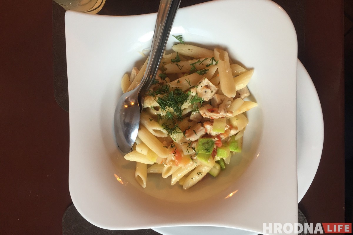 Тайный гость в гродненских кафе: обед в "Ретро Пицца"