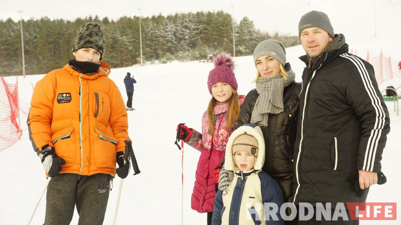 Дед Мороз, олень Губи и чай с дымком. Старый Новый год отпраздновали на Коробчицком Олимпе