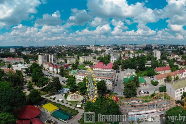 Вышынёй з 14-павярховы дом і кабінкі з падагрэвам: глядзіце, як будзе выглядаць кола агляду ў Гродна