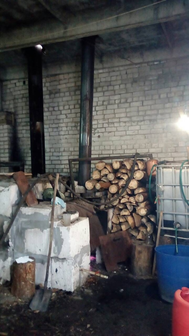 У лесе Гродзенскага раёна канфіскавалі 140 літраў самагонкі і тры тоны брагі У лесе Гродзенскага раёна канфіскавалі 140 літраў самагонкі і тры тоны брагі