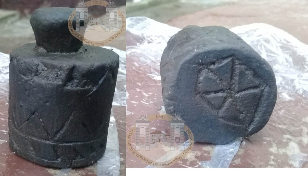 Яшчэ адну шахматную фігуру другой паловы XIII стагоддзя выявілі археолагі на Замкавай гары