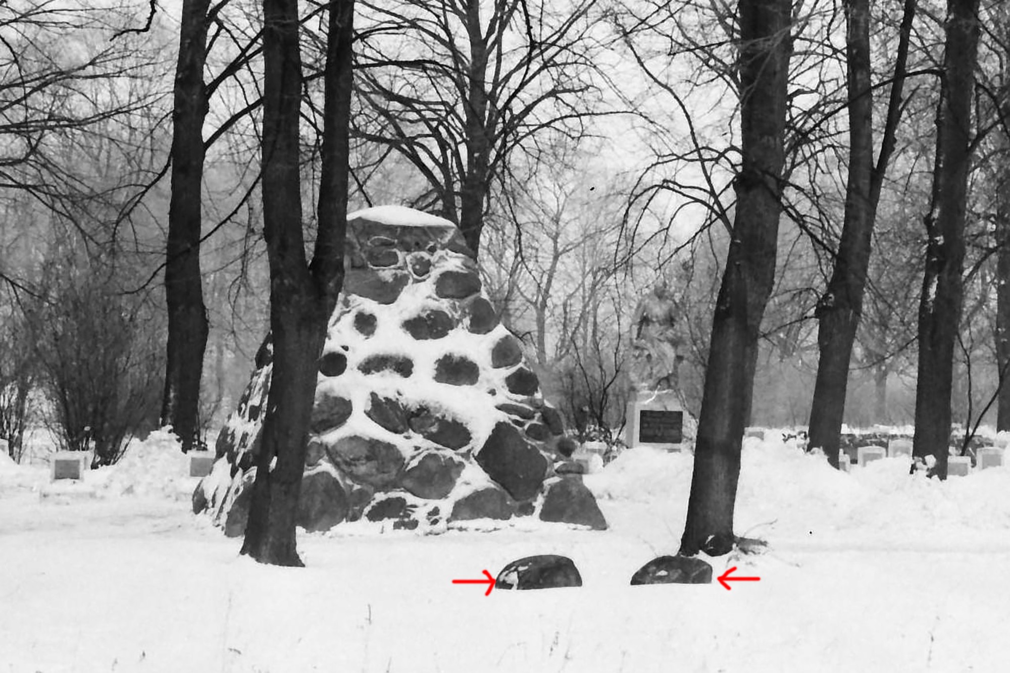 Малодшы афіцэр Макс Шаўль: атрымалася расшыфраваць надпісы на камені, які знайшлі на беразе Нёмана