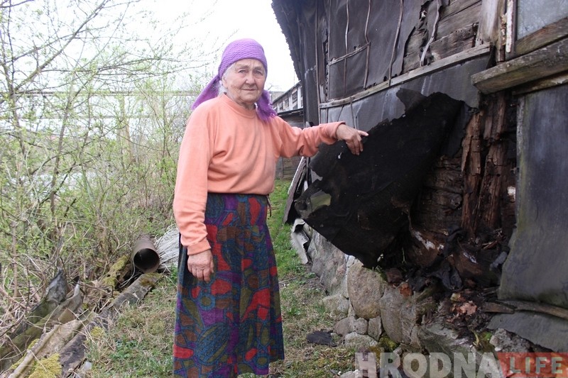 Параілі стаць у чаргу на жыллё: тэлебачанне расказала аб праблеме сям'і, якая жыве на беразе Нёмана Параілі стаць у чаргу на жыллё: тэлебачанне расказала аб праблеме сям'і, якая жыве на беразе Нёмана