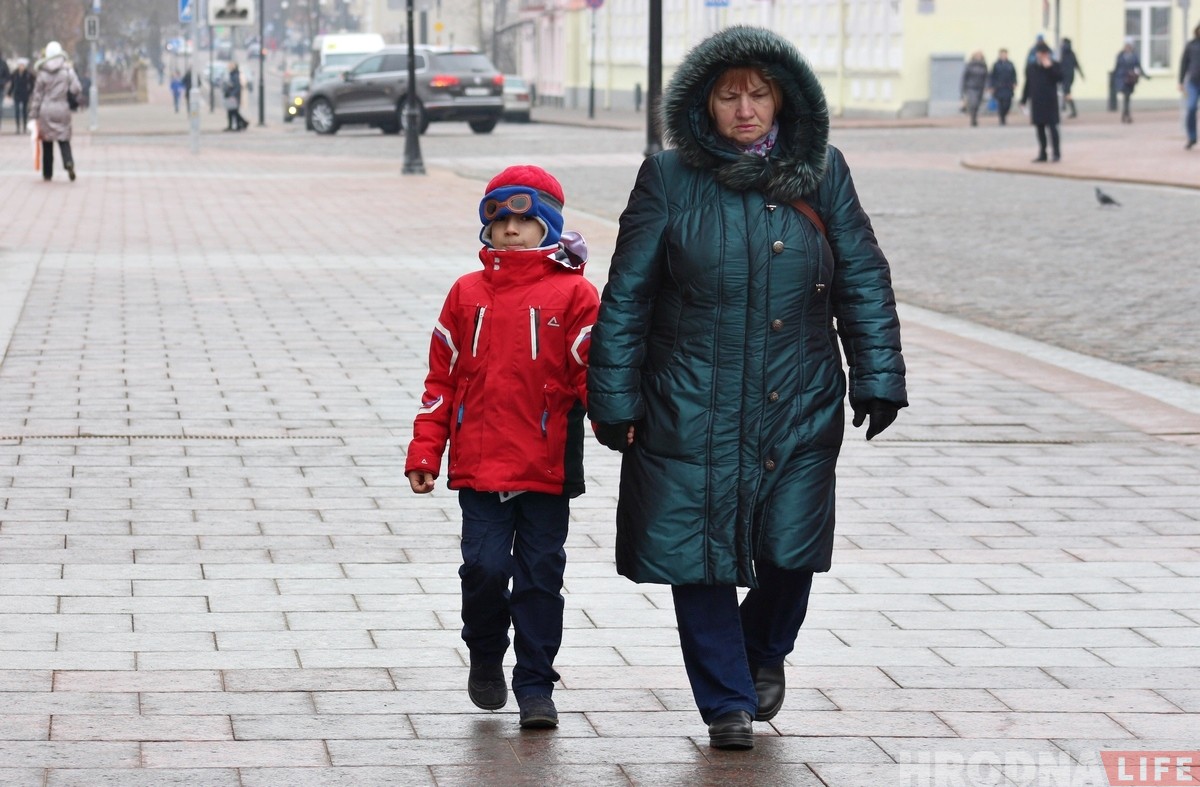 Гродзенцы ў апошні дзень зімы. Фота
