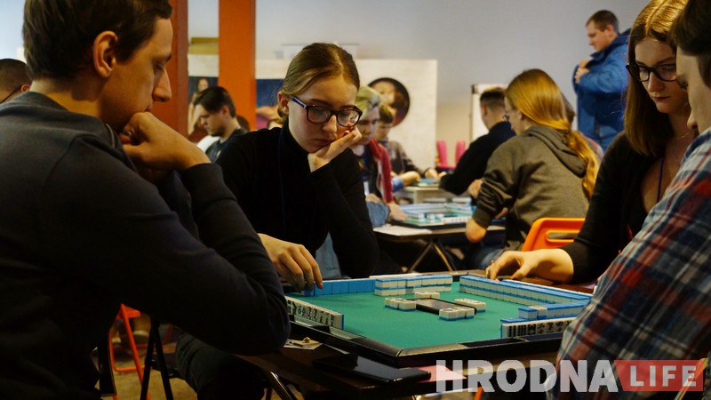 Ці гулялі вы ў маджонг? У Гродне адбываецца міжнародны турнір Ці гулялі вы ў маджонг? У Гродне адбываецца міжнародны турнір