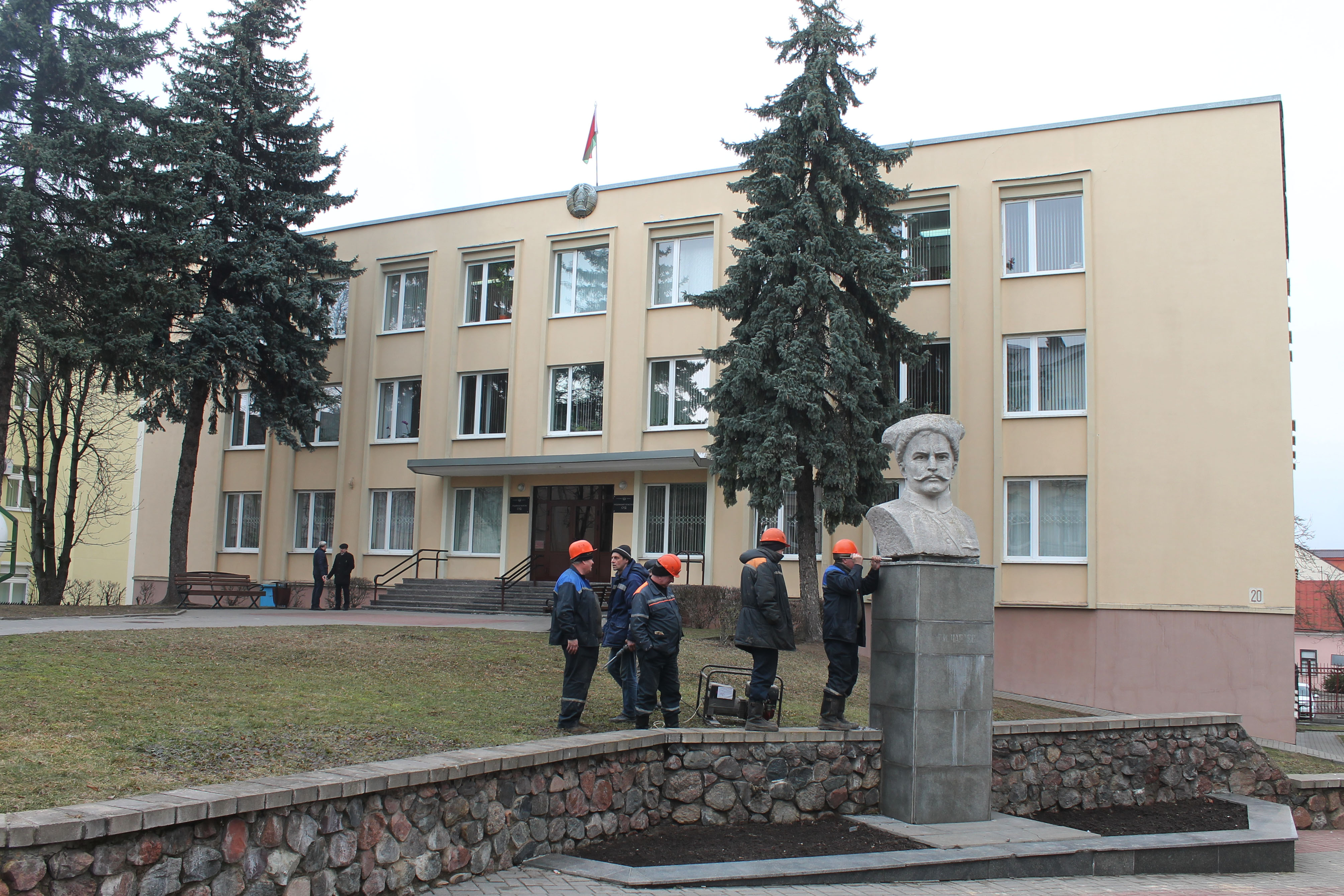 У Гродне дэмантуюць помнік Чапаеву (абноўлена)