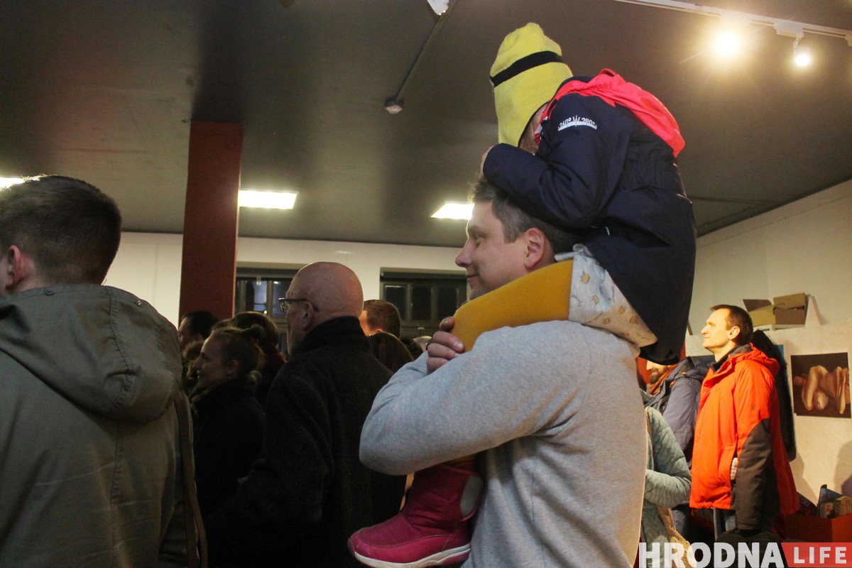 Віктар Шалкевіч сабраў на канцэрце ў Гродне каля 200 чалавек Віктар Шалкевіч сабраў на канцэрце ў Гродне каля 200 чалавек