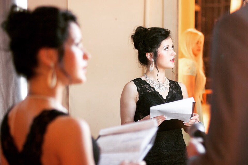 “Вядоўца на вяселлі - мужчына? Гэта стэрэатып”. Гродзенка стала найлепшай вядоўцай года