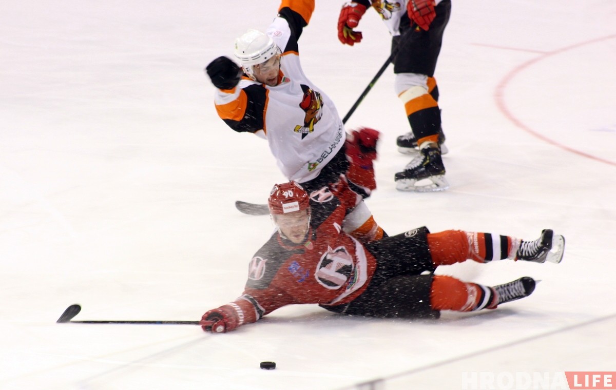 Чарговая перамога над "Шахцёрам" дазволіла "Нёману" выйсці наперад у серыі 